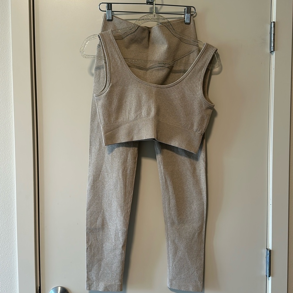 Activewear set - Beige ribbed